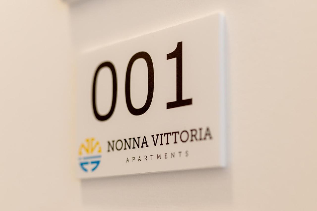 Nonna Vittoria Apartments Mola di Bari Exteriör bild