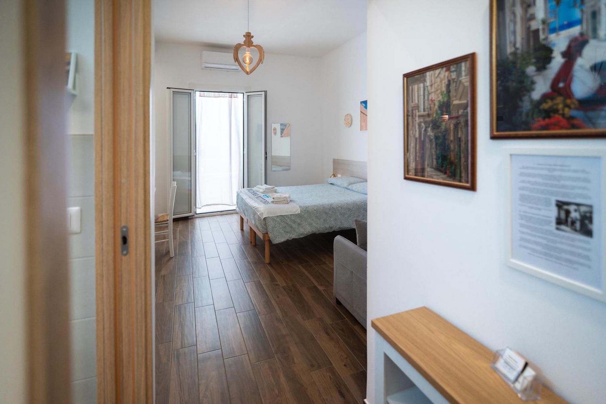 Nonna Vittoria Apartments Mola di Bari Exteriör bild