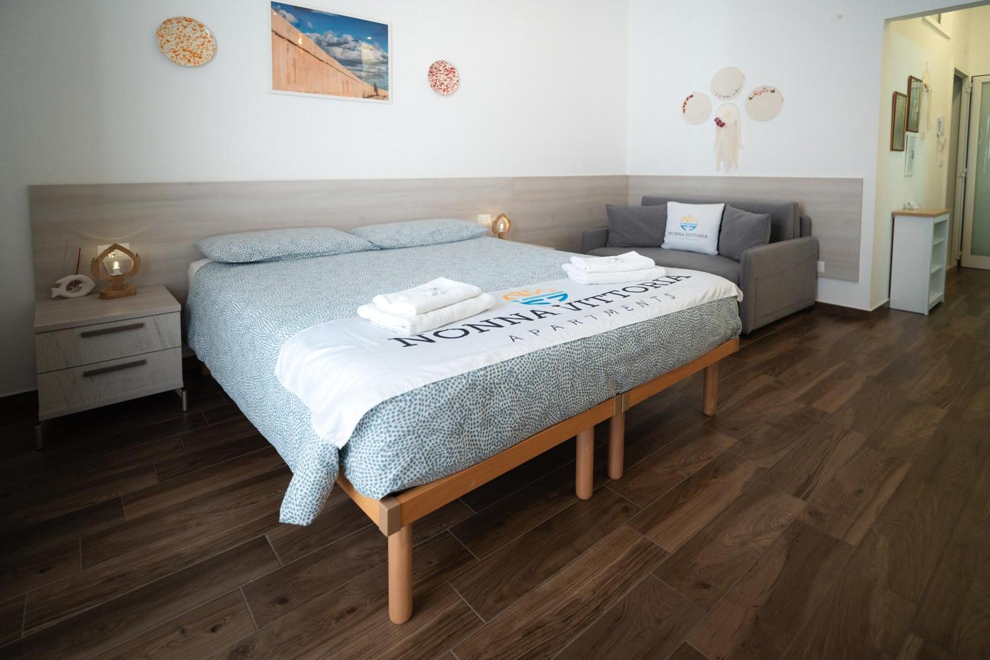 Nonna Vittoria Apartments Mola di Bari Exteriör bild